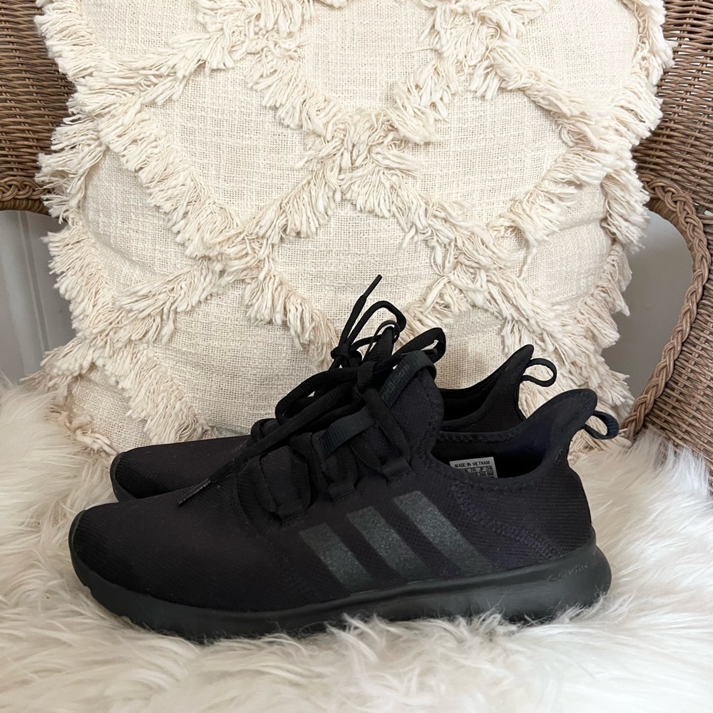 adidas Women's Cloudfoam Pure 2.0 Running Shoe, size 9.5, BLACK